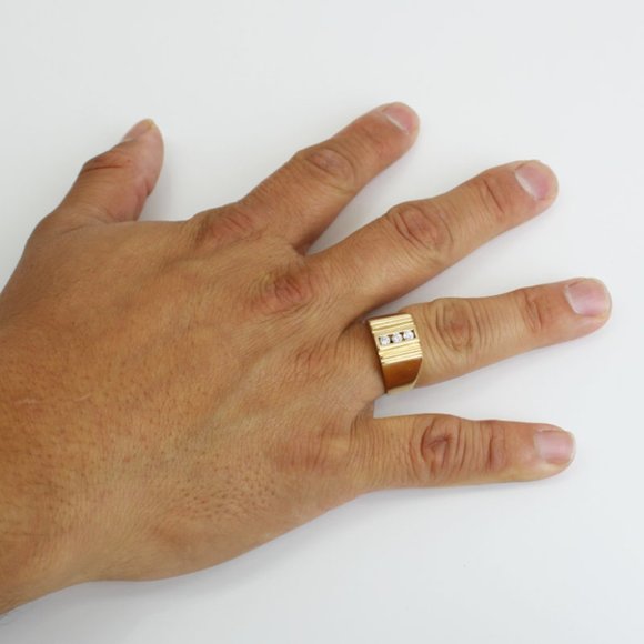 Vintage 14K Yellow Gold and Diamond Men's Art Deco Cocktail Anniversary Ring - Picture 7 of 7